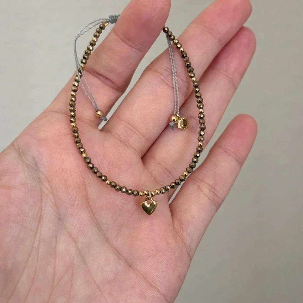 ⚜️ Gold Beaded Bracelet with Heart Charm